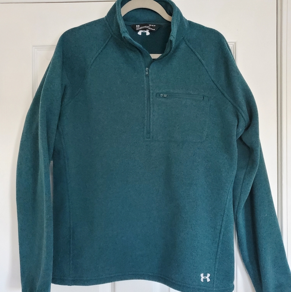 Under Armour Half Zip/Pull Over